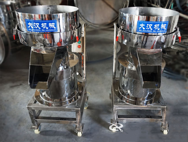 450型過濾篩機實拍：單層過濾篩過濾，多用于液體物料的使用。